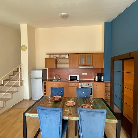 - Prestige Sea Viev Апартаменты