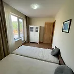 - Prestige Sea Viev Apartament *
