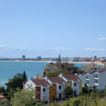 & - Sea Viev * Сонячний Берег