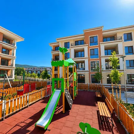 Апартаменти & - Sea Viev Сонячний Берег