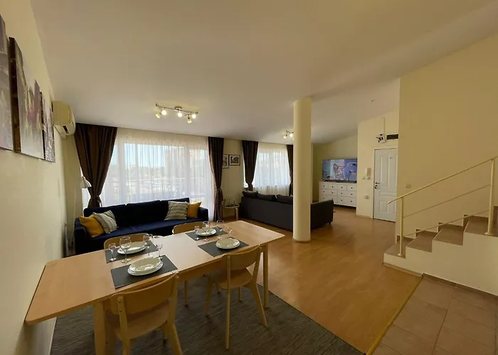 - Prestige Sea Viev Сонячний Берег