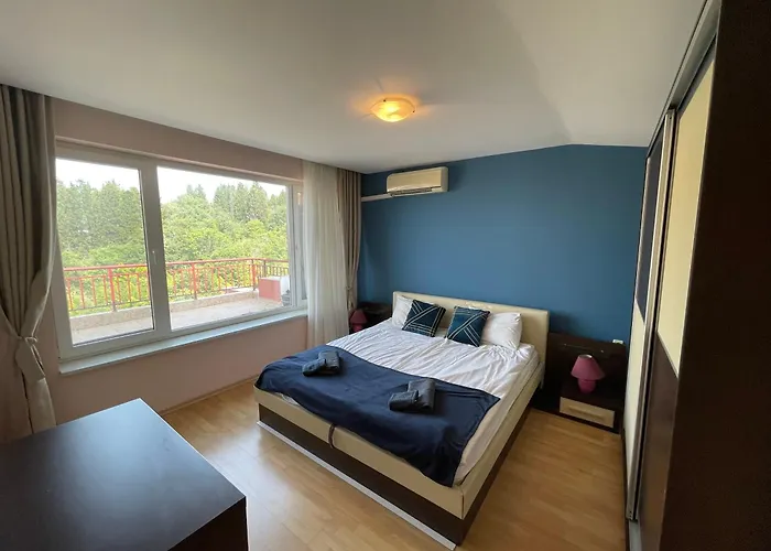 - Prestige Sea Viev *